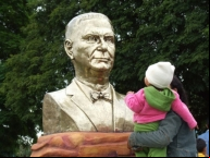 Busto do fundador da Cidade, Jan Antonin Bata - Bataguass